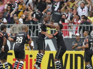 Vasco em casa empata com o Corinthians em 2 a 2 Vasco em casa empata com o Corinthians em 2 a 2