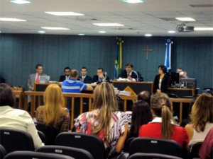 Caso Patrícia Acioli: Cabo muda depoimento e nega participação na morte de juíza Caso Patrícia Acioli: Cabo muda depoimento e nega participação na morte de juíza