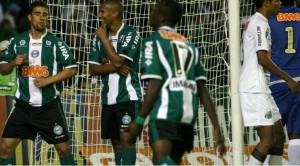 Sem titulares, Santos perde para o Coritiba por 1 a 0 no Couto Pereira Sem titulares, Santos perde para o Coritiba por 1 a 0 no Couto Pereira