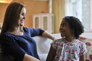 Há cinco anos, a advogada Mirian Andrade Veloso se tornou mãe de Camille, uma menina negra que hoje está com 7 anos Há cinco anos, a advogada Mirian Andrade Veloso se tornou mãe de Camille, uma menina negra que hoje está com 7 anos