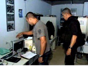 Central de TV clandestina é fechada em operação no entorno da Favela da Rocinha Central de TV clandestina é fechada em operação no entorno da Favela da Rocinha
