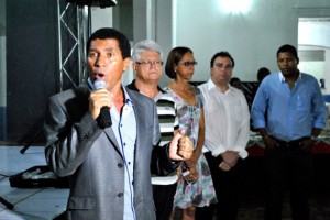 Prefeito Paulada acompanhado de secretários e assessores Prefeito Paulada acompanhado de secretários e assessores