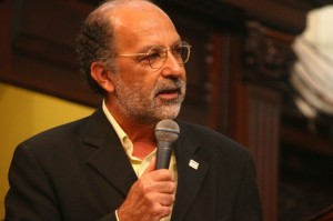 Segundo Jorge Darze problema vem se agravando nos últimos anos e coloca em risco o atendimento à população Segundo Jorge Darze problema vem se agravando nos últimos anos e coloca em risco o atendimento à população