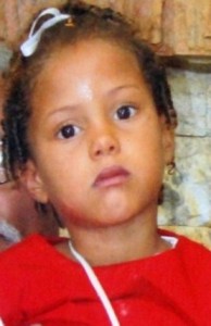 Tio mata a própria sobrinha de 5 anos asfixiada após tentativa de estupro Tio mata a própria sobrinha de 5 anos asfixiada após tentativa de estupro