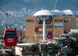 Teleférico do Alemão chega à marca de um milhão de passageiros transportados Teleférico do Alemão chega à marca de um milhão de passageiros transportados