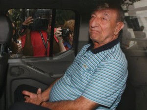Preso em Copacabana, bairro onde mora, Anísio chega à chefia da Polícia Civil, no centro do Rio Preso em Copacabana, bairro onde mora, Anísio chega à chefia da Polícia Civil, no centro do Rio