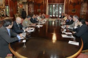 Sérgio Cabral discute auxílio às vítimas das chuvas com ministro da Integração Nacional Sérgio Cabral discute auxílio às vítimas das chuvas com ministro da Integração Nacional