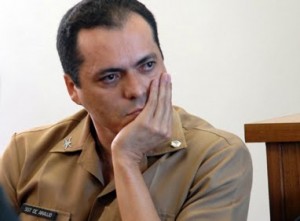 Justiça Militar absolve sargento homossexual do crime de injúria Justiça Militar absolve sargento homossexual do crime de injúria