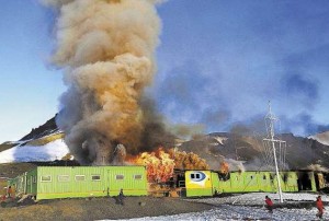 Confirmadas mortes de dois militares na Estação Comandante Ferraz Confirmadas mortes de dois militares na Estação Comandante Ferraz