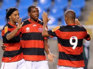Flamengo vence o Madureira na estreia de Joel Flamengo vence o Madureira na estreia de Joel