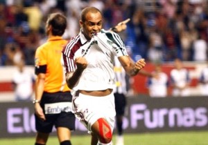Leandro Euzébio marcou o gol de empate do Fluminense sobre o Botafogo Leandro Euzébio marcou o gol de empate do Fluminense sobre o Botafogo