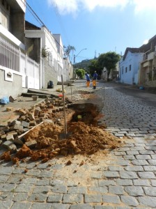 Operação ‘Tapa Buracos’ e limpeza nas ruas de Itaperuna - Coronel Pimenta Operação ‘Tapa Buracos’ e limpeza nas ruas de Itaperuna - Coronel Pimenta