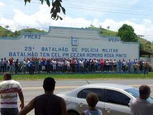 Diretor do Sindicato dos Policiais Civis do Rio diz que greve será pacífica e ordeira Diretor do Sindicato dos Policiais Civis do Rio diz que greve será pacífica e ordeira