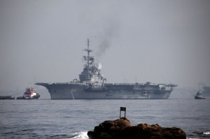 Incêndio em porta-aviões da Marinha Brasileira deixa um militar morto e dois feridos Incêndio em porta-aviões da Marinha Brasileira deixa um militar morto e dois feridos