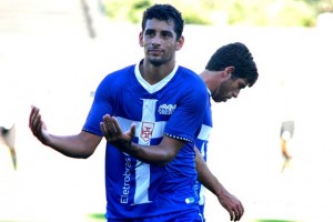 Na volta à Colina e com nova camisa, Vasco vence ao Friburguense e segue 100% Na volta à Colina e com nova camisa, Vasco vence ao Friburguense e segue 100%