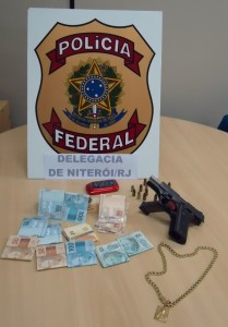Polícia Federal prende homem por roubo aos Correios Polícia Federal prende homem por roubo aos Correios