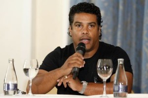 Irmão de Ronaldinho é condenado por lavagem de dinheiro Irmão de Ronaldinho é condenado por lavagem de dinheiro