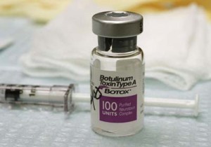 Polícia Federal prende sete pessoas acusadas de venda clandestina de botox Polícia Federal prende sete pessoas acusadas de venda clandestina de botox