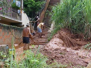 Serviço Geológico vai mapear riscos de escorregamentos em mais três municípios do Norte e Noroeste do Estado do Rio de Janeiro Serviço Geológico vai mapear riscos de escorregamentos em mais três municípios do Norte e Noroeste do Estado do Rio de Janeiro