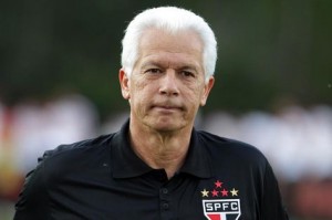 São Paulo perde e termina primeira fase do Paulistão em segundo São Paulo perde e termina primeira fase do Paulistão em segundo