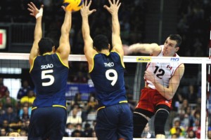 No vôlei Brasil sofre derrota para o time da casa No vôlei Brasil sofre derrota para o time da casa