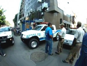 Prédio comercial no centro do Rio treme e assusta trabalhadores Prédio comercial no centro do Rio treme e assusta trabalhadores