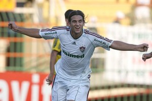 Fluminense é campeão Carioca ao derrotar o Botafogo no Engenhão Fluminense é campeão Carioca ao derrotar o Botafogo no Engenhão