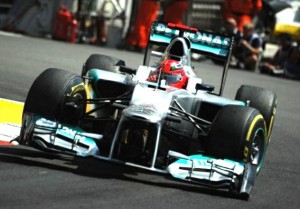 Schumacher faz o melhor tempo em Mônaco, mas com punição sairá em 6º Schumacher faz o melhor tempo em Mônaco, mas com punição sairá em 6º