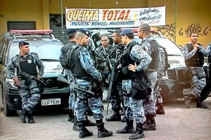 Polícias Federal, Militar e Civil participaram da operação conjunta para captura do traficante Polícias Federal, Militar e Civil participaram da operação conjunta para captura do traficante