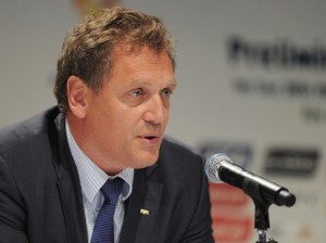 Jerôme Valcke, secretário-geral da Fifa elogia preparativos do Brasil para a Copa Jerôme Valcke, secretário-geral da Fifa elogia preparativos do Brasil para a Copa