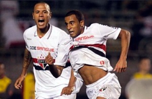 Lucas faz gol decisivo e São Paulo vence o Coritiba na Copa do Brasil Lucas faz gol decisivo e São Paulo vence o Coritiba na Copa do Brasil