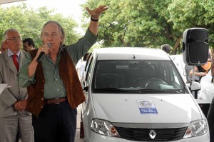 Governo do Estado doa veículos para reforçar sistema ambiental de 57 municípios Governo do Estado doa veículos para reforçar sistema ambiental de 57 municípios