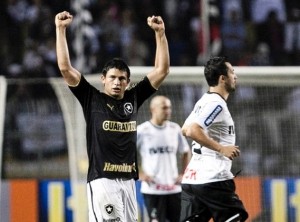 Botafogo chega ao G4 com vitória sobre o Corinthians por 3 x 1 Botafogo chega ao G4 com vitória sobre o Corinthians por 3 x 1