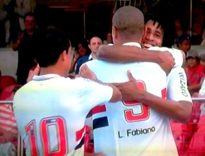 Flamengo é goleado no Morumbi pelo São Paulo: 4 x 1 Flamengo é goleado no Morumbi pelo São Paulo: 4 x 1