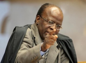 O primeiro ministro do STF a falar será o relator Joaquim Barbosa O primeiro ministro do STF a falar será o relator Joaquim Barbosa