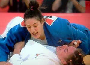 Mayra Aguiar ganha mais uma medalha de bronze para o Brasil Mayra Aguiar ganha mais uma medalha de bronze para o Brasil