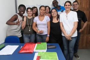 Faetec abre a primeira turma do curso de Língua Brasileira de Sinais Faetec abre a primeira turma do curso de Língua Brasileira de Sinais