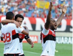 Flamengo vence o Atlético-GO e conquista três pontos importantes em Goiânia Flamengo vence o Atlético-GO e conquista três pontos importantes em Goiânia