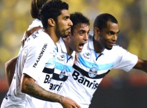 Grêmio joga em Guayaquil e vence o Barcelona-EQU Grêmio joga em Guayaquil e vence o Barcelona-EQU
