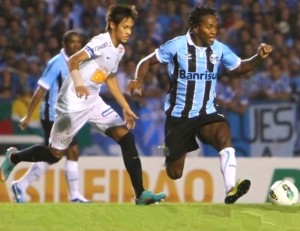 Santos consegue empate com o Grêmio sem Neymar em Porto Alegre Santos consegue empate com o Grêmio sem Neymar em Porto Alegre