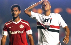 São Paulo e Internacional ficam no 1 x 1 no Morumbi São Paulo e Internacional ficam no 1 x 1 no Morumbi