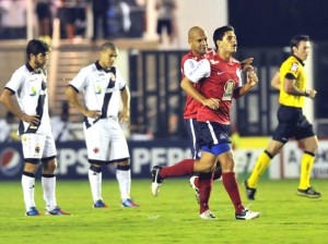 Vasco é goleado e humilhado pelo Bahia em pleno São Januário