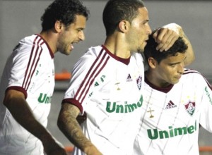Na super-liderança, Fluminense vence o Bahia fora de casa por 2 x 0