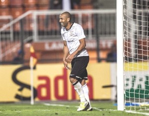 Flamengo sai na frente, mas toma virada do Corinthians no Pacaembu Flamengo sai na frente, mas toma virada do Corinthians no Pacaembu