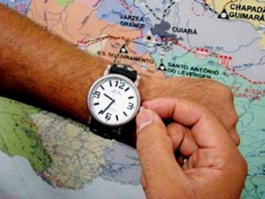 Horário de verão começa à meia-noite do próximo sábado 20/10 Horário de verão começa à meia-noite do próximo sábado 20/10