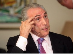 Temer diz que governo está avaliando aumento no preço da gasolina e do diesel