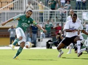 No Pacaembu, Palmeiras empata com o Bragantino em 0 a 0 e tem pênalti perdido