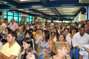 500 pessoas compareceram no Centro de Convenções da UNIG para a posse de Alfredão