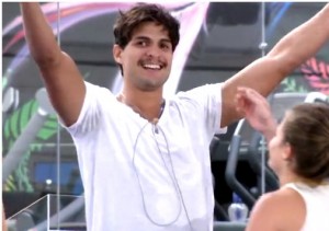 Com agilidade e rapidez André ganha a Prova do Líder no BBB13 Com agilidade e rapidez André ganha a Prova do Líder no BBB13
