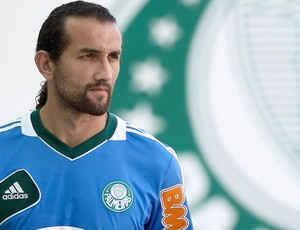 Hernán Barcos deixa o Palmeiras e vai para o Grêmio